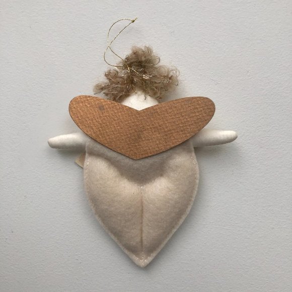 NWOT Hand-made 'Bienvenue' Welcome Angel Ornament - Picture 3 of 3